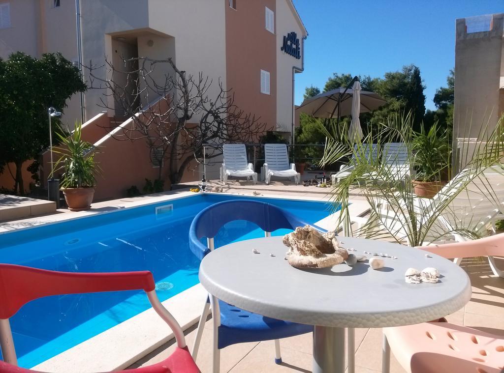Apartments Villa Natali - Heating Pool Trogir Extérieur photo