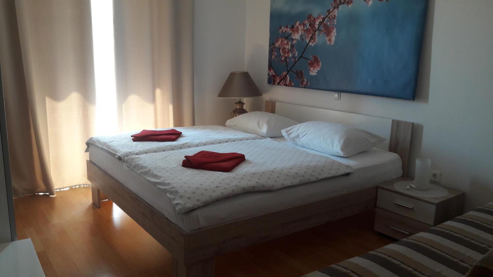 Apartments Villa Natali - Heating Pool Trogir Chambre photo