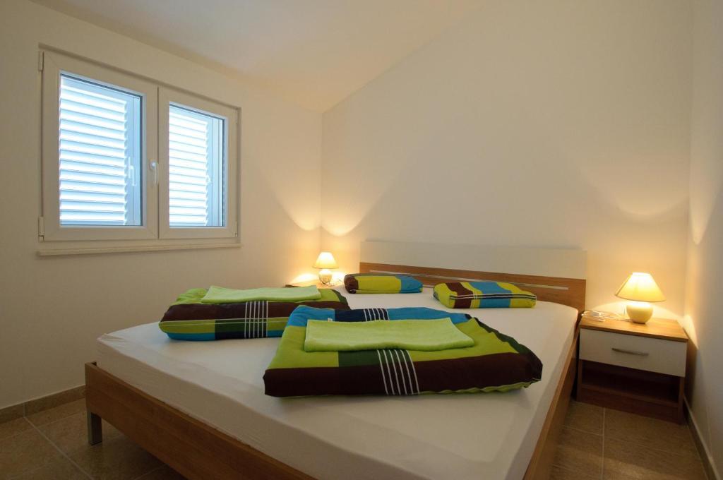Apartments Villa Natali - Heating Pool Trogir Chambre photo