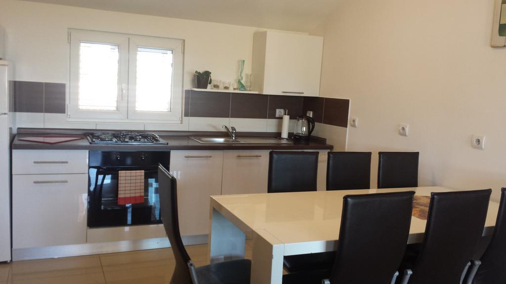 Apartments Villa Natali - Heating Pool Trogir Extérieur photo